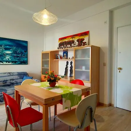 Trilocale A Pochi Passi Dal Mare Cod 513 펜션 마르첼리